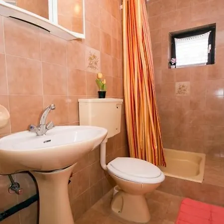 Διαμέρισμα In With Sea View, Balcony, Air Conditioning, Wifi 5146-1